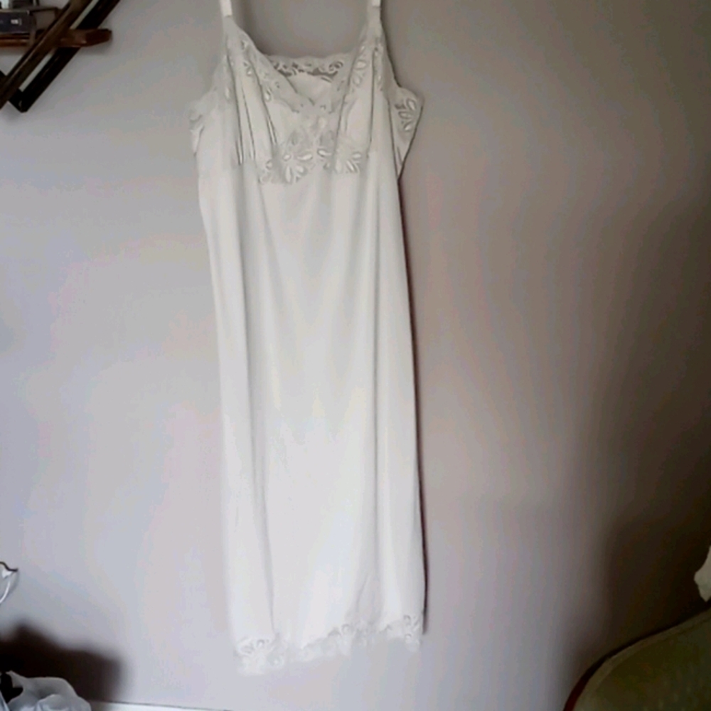 Vintage Shadowline Slip